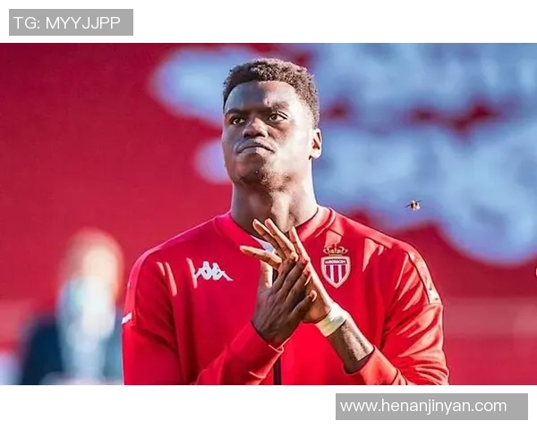 全球黑人足球明星后卫排名揭晓谁是最佳防守者的传奇之路 全球黑人足球明星后卫排名揭晓谁是最佳防守者的传奇之路